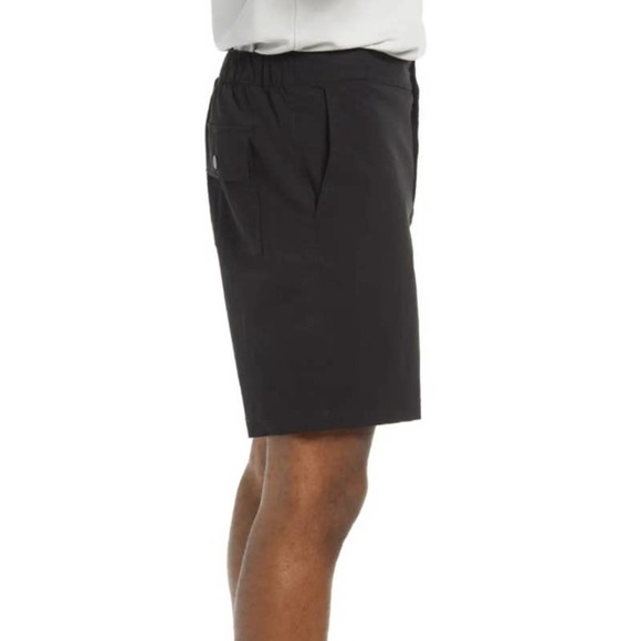 NWT Treasure and Bond Men's Black Elastic Waist Shorts w/ Snap - Size XL- NWT - Picture 4 of 15